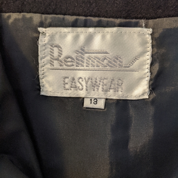 Vintage black suede skirt with snaps - Picture 5 of 8